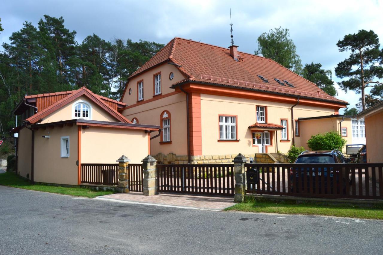 Splavsky Zamecek Apartment Staré Splavy Екстериор снимка